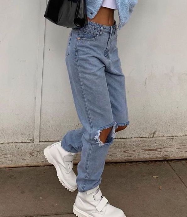 How to Wear Streetwear: A Play On 90s Masculinity - with liana